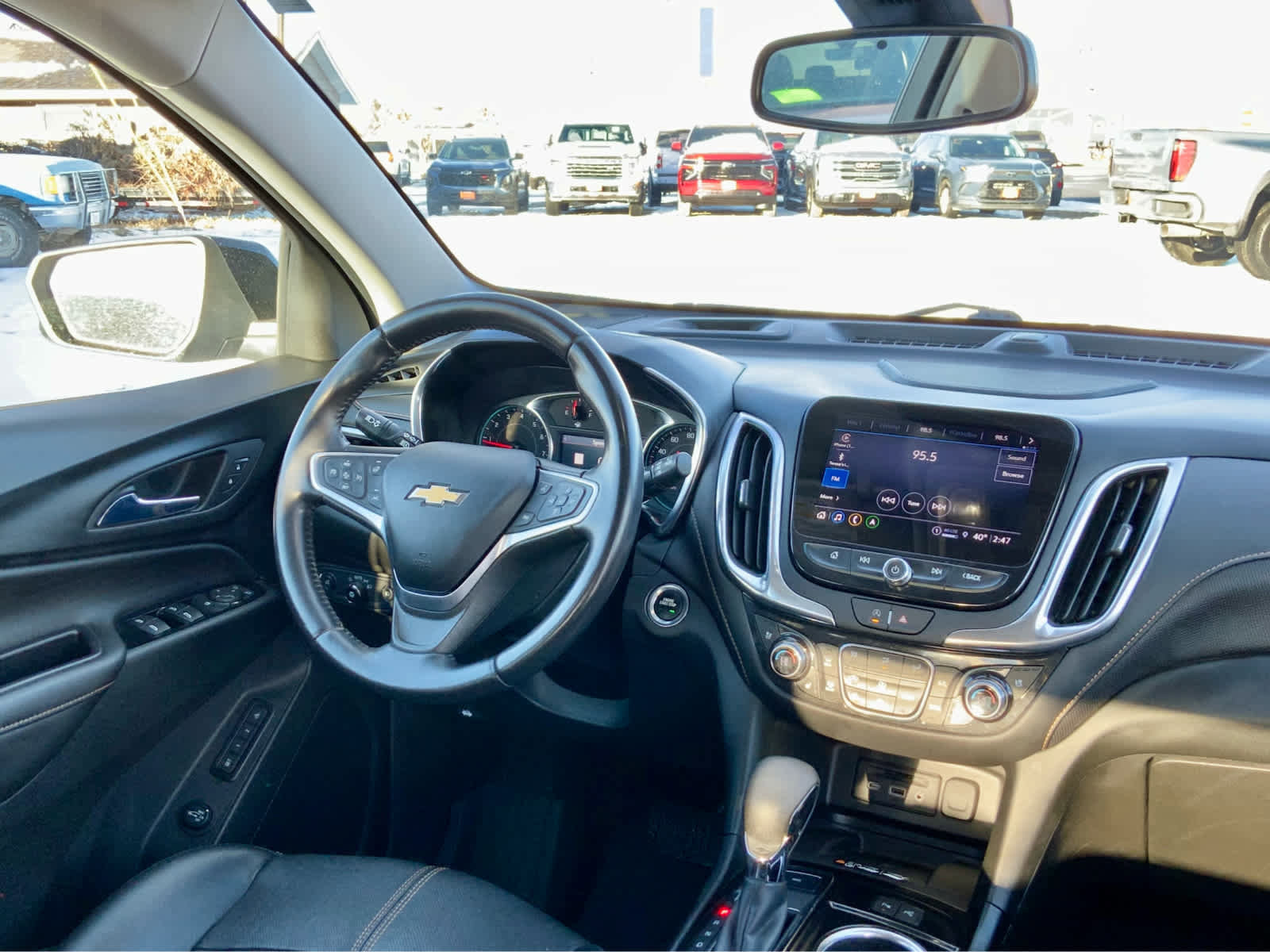 Used 2022 Chevrolet Equinox Premier image 33
