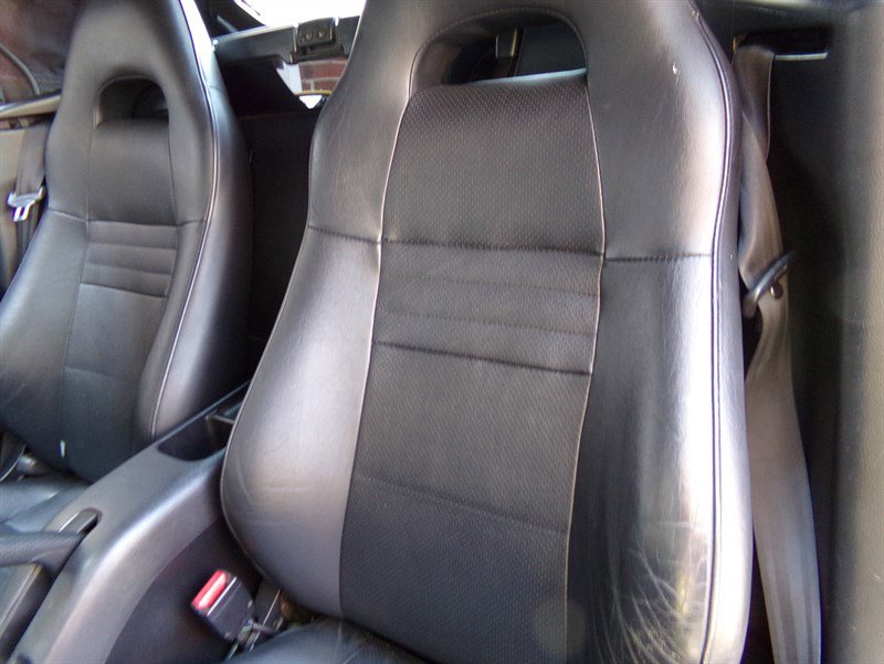 Used 2004 Toyota MR2 image 18