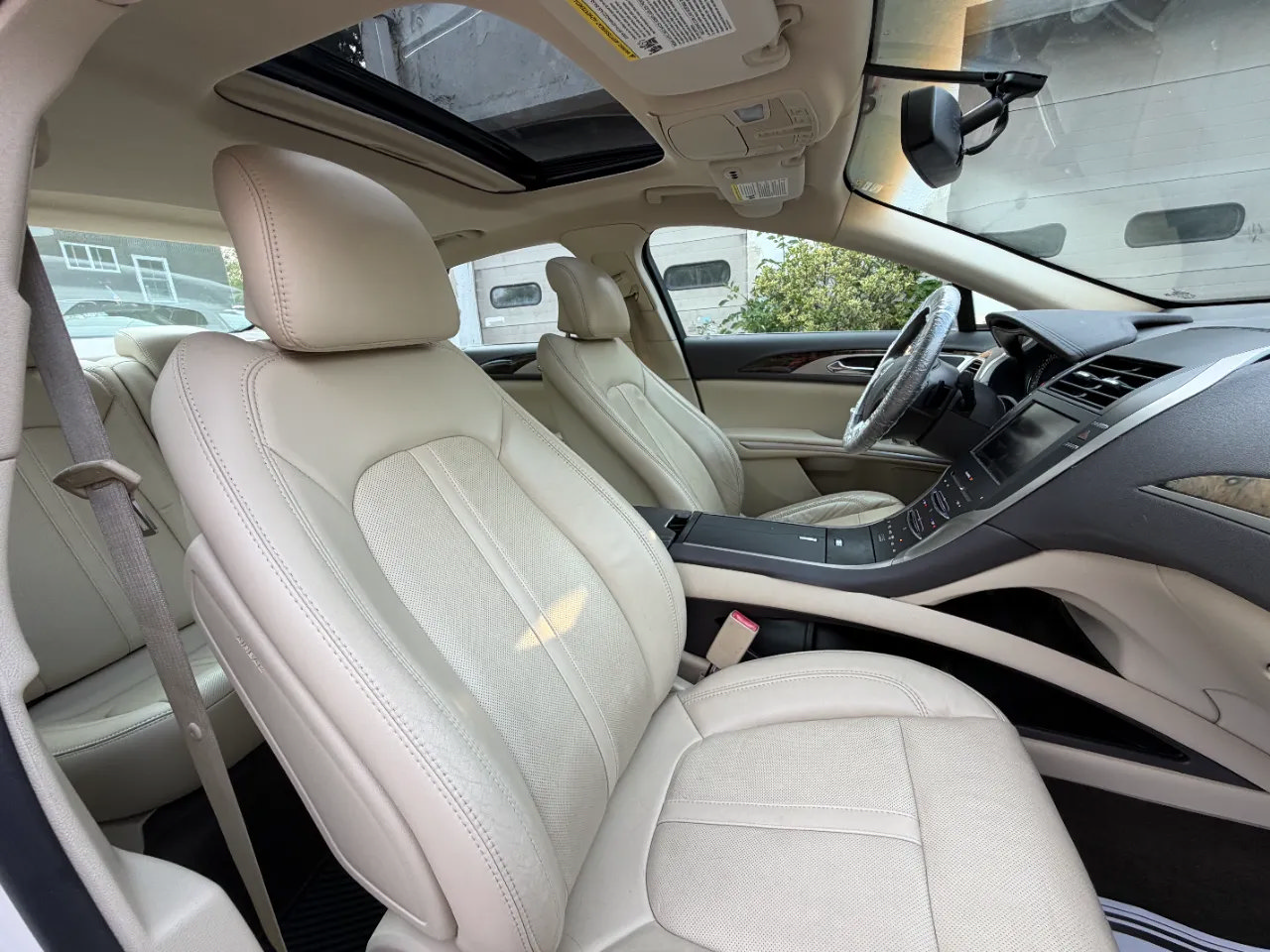 Used 2013 Lincoln MKZ FWD image 36