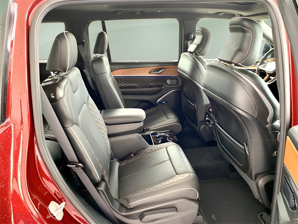 Used 2023 Jeep Grand Cherokee L Summit image 29