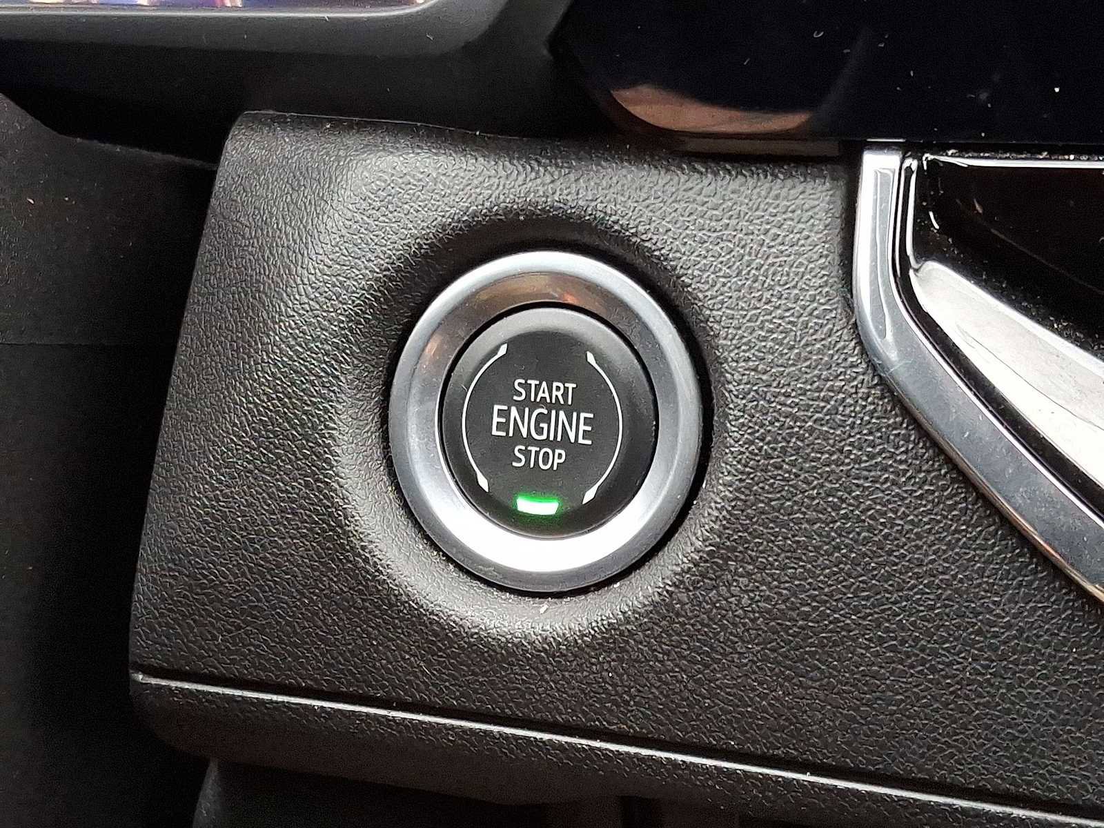 Used 2024 Chevrolet Colorado Trail Boss image 22