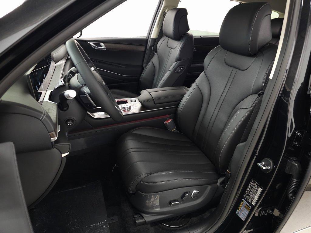 Used 2026 Genesis GV80 2.5T Select image 11