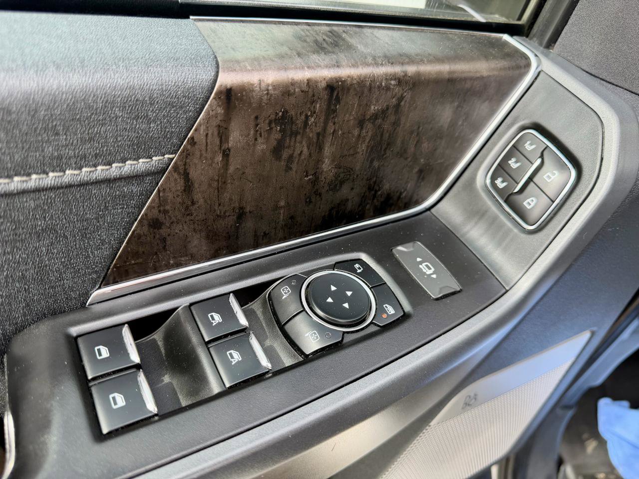 Used 2023 Ford F250 Lariat w/ Chrome Package image 20