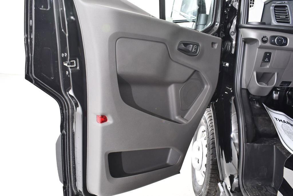 New 2026 Ford Transit 250 148 Medium Roof Extended AWD image 25