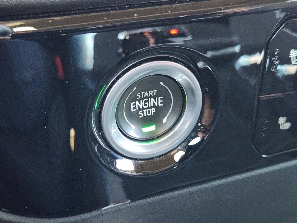 Used 2024 Chevrolet Silverado 1500 RST AWD/4WD image 21