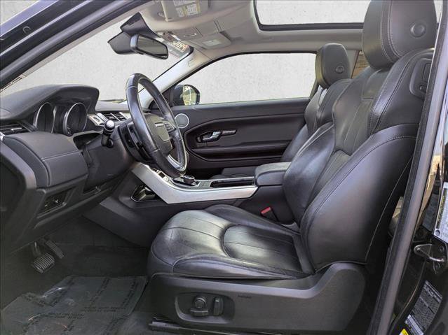 Used 2017 Land Rover Range Rover Evoque SE Premium image 16