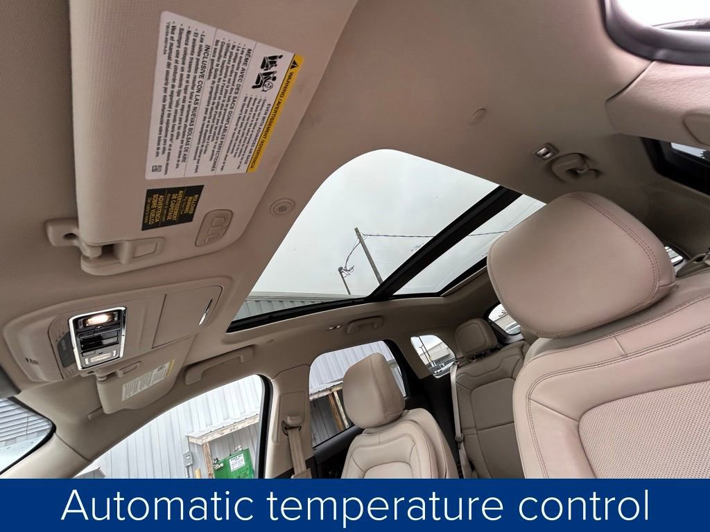 Used 2020 Lincoln Corsair Reserve w/ Equipment Group 201A image 32