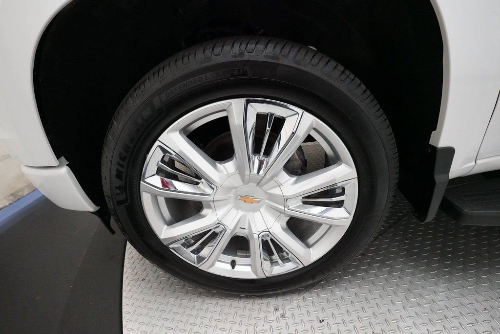 Certified 2023 Chevrolet Silverado 1500 High Country w/ Technology Package image 25