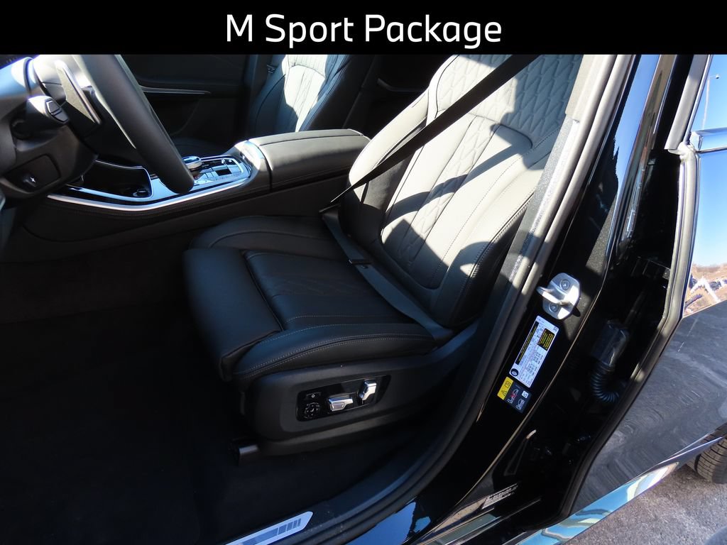 New 2026 BMW X5 xDrive50e w/ Executive Package AWD/4WD image 5