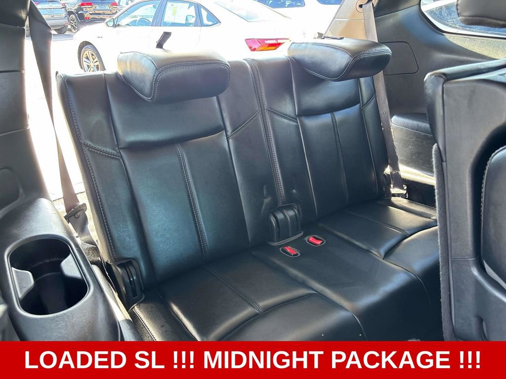 Used 2018 Nissan Pathfinder SL w/ Midnight Edition Package AWD/4WD image 16