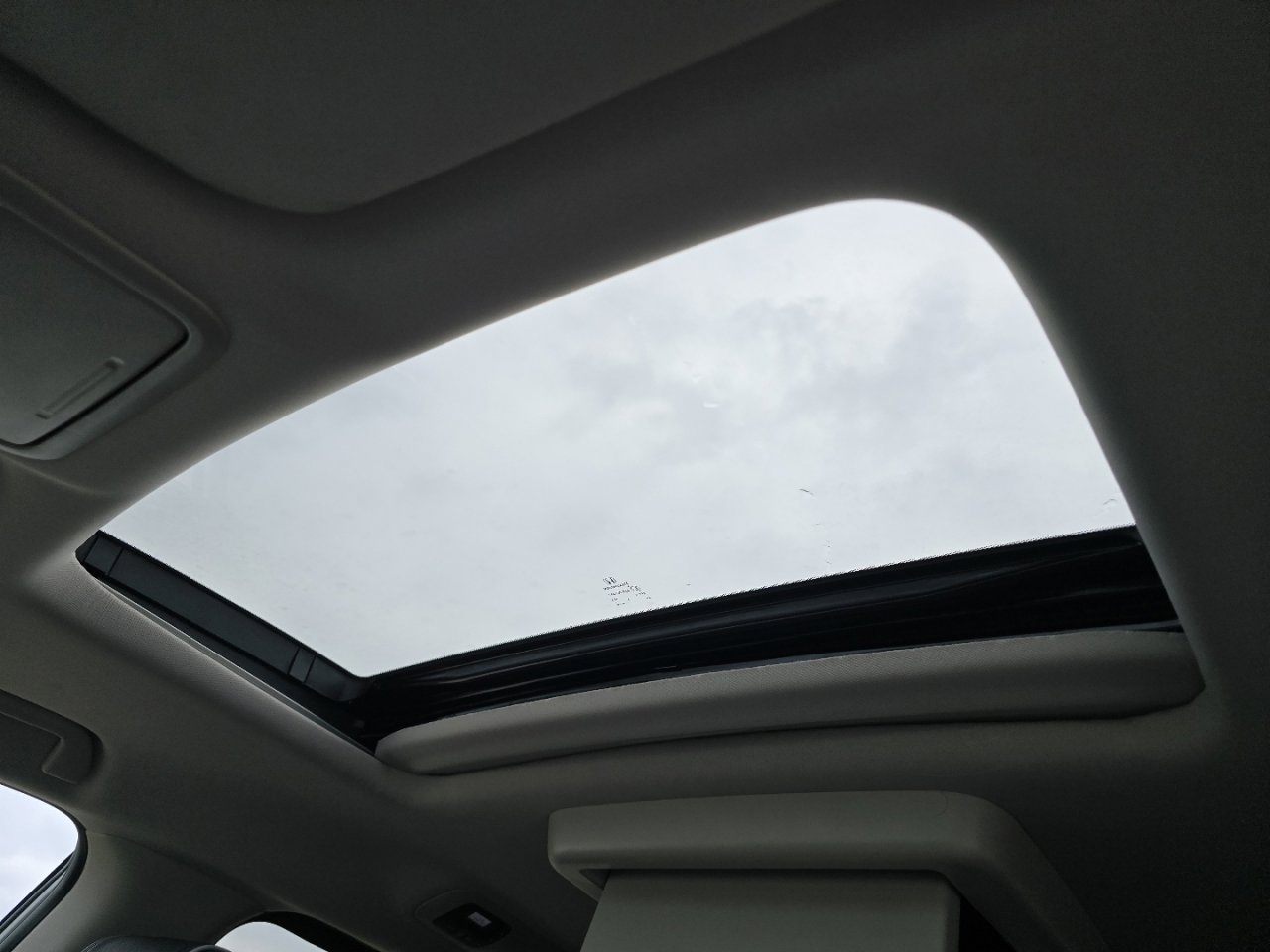 New 2026 Honda Odyssey Elite image 3