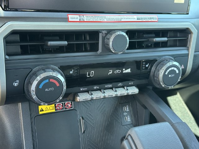 Used 2026 Toyota Tacoma TRD Sport w/ TRD Sport Upgrade Package RWD image 19