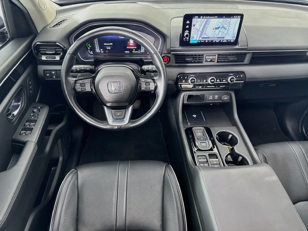 Certified 2025 Honda Pilot Elite image 31