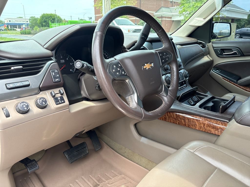 Used 2016 Chevrolet Suburban LTZ AWD/4WD image 12