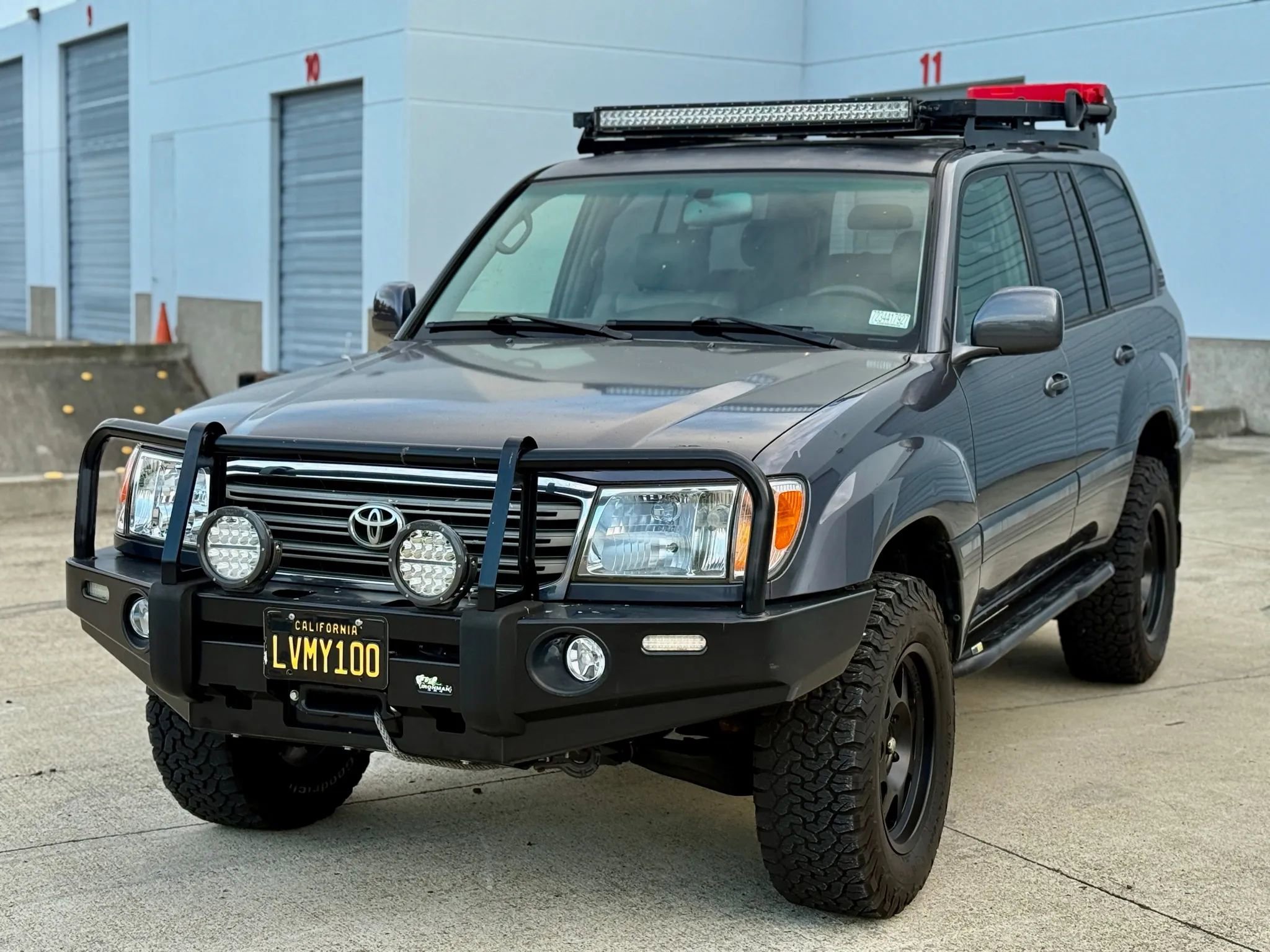 Used 2004 Toyota Land Cruiser image 8