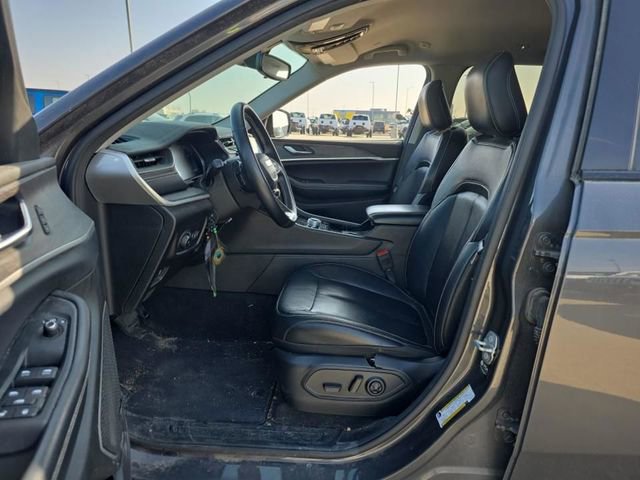 Used 2022 Jeep Grand Cherokee L Limited image 15