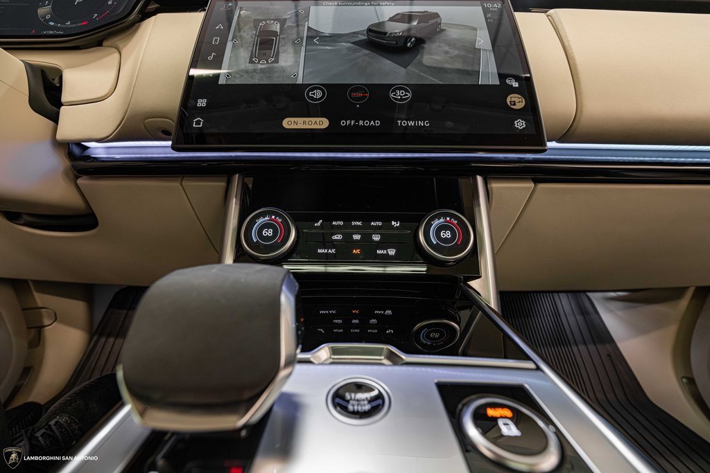 Used 2023 Land Rover Range Rover Long Wheelbase SE image 41