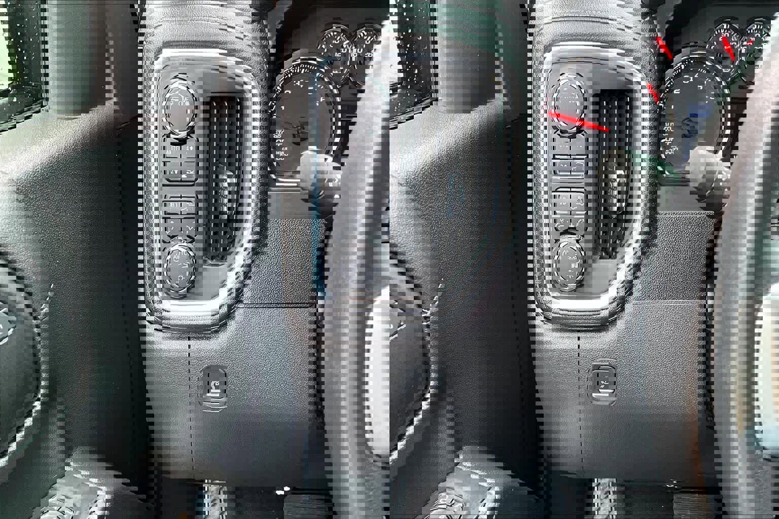 Used 2021 Chevrolet Silverado 1500 RST w/ LPO, Dark Essentials Package image 31