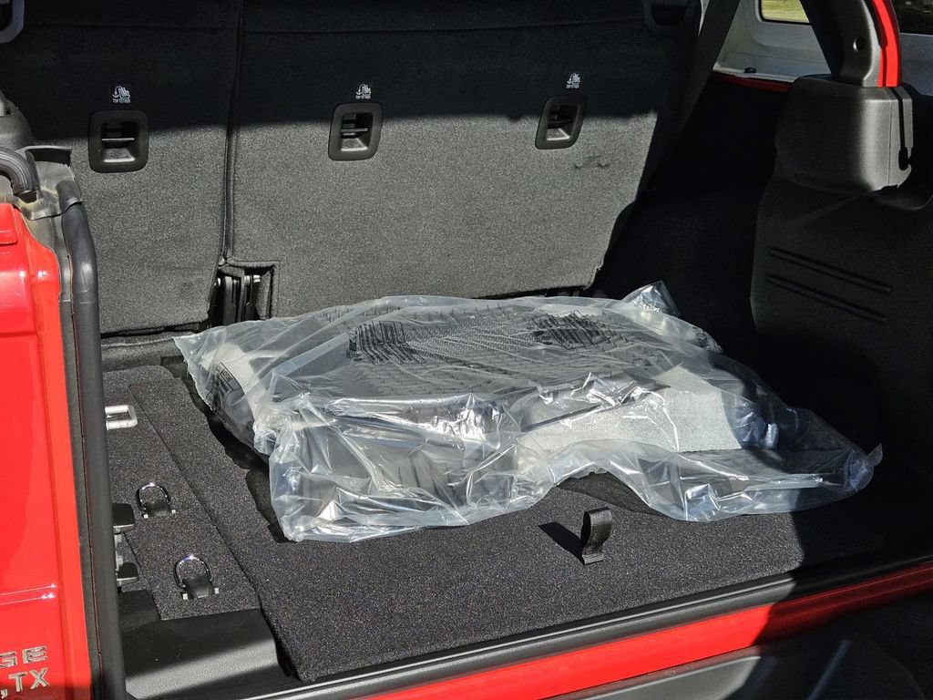 New 2025 Jeep Wrangler Unlimited Rubicon w/ Safety Group AWD/4WD image 6