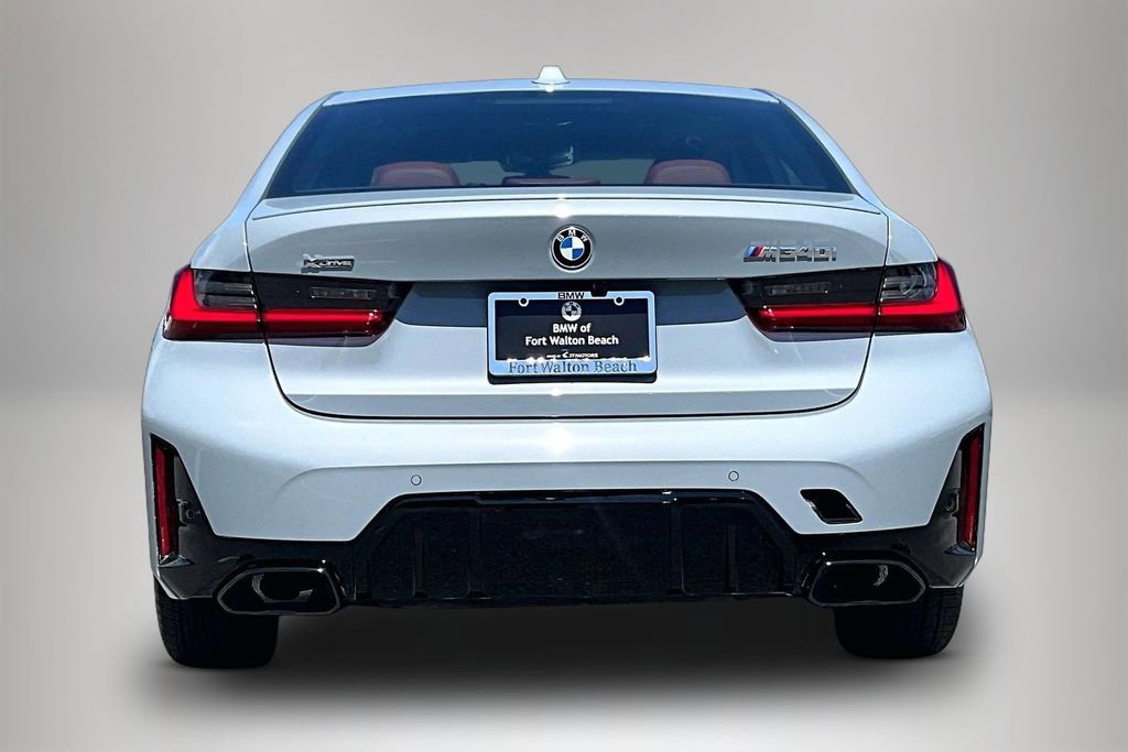 Used 2023 BMW M340i xDrive image 6