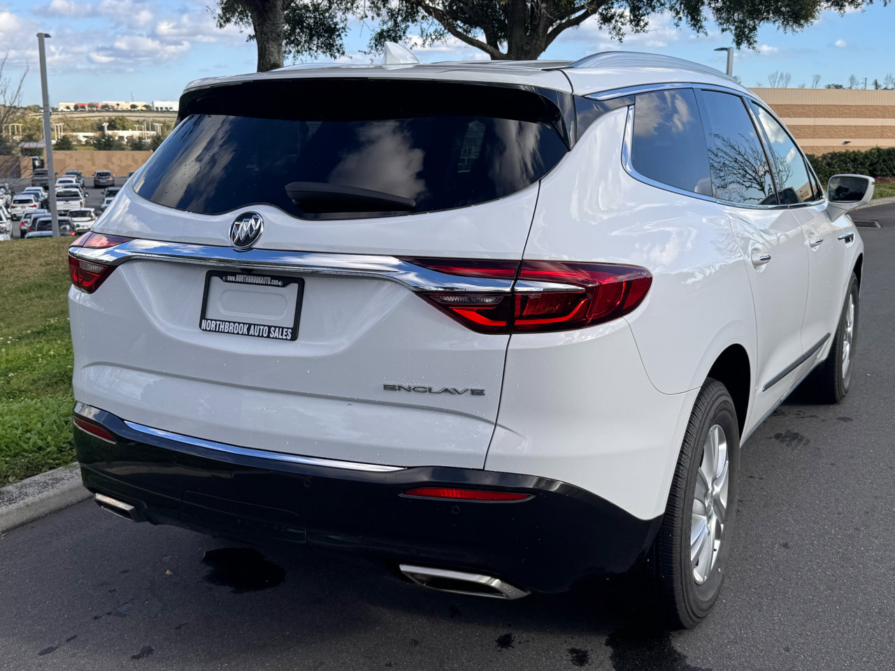 Used 2019 Buick Enclave Essence image 46