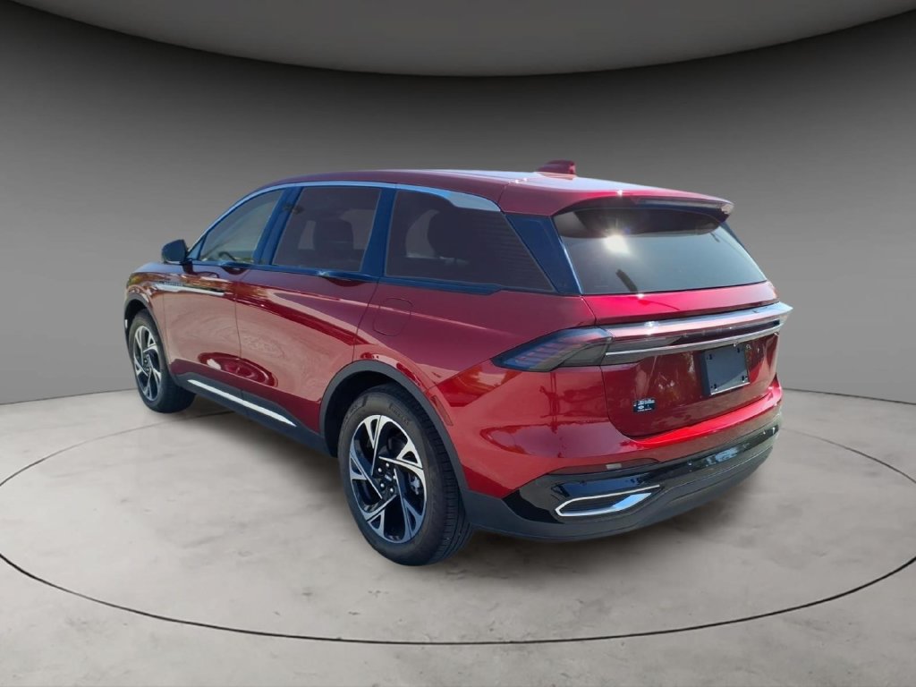 Used 2026 Lincoln Nautilus Premier w/ Equipment Group 102A AWD/4WD image 14