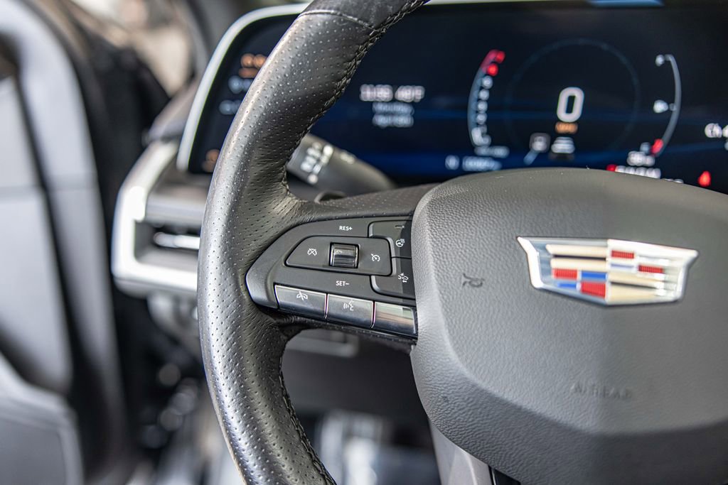 Used 2025 Cadillac XT4 Sport image 26