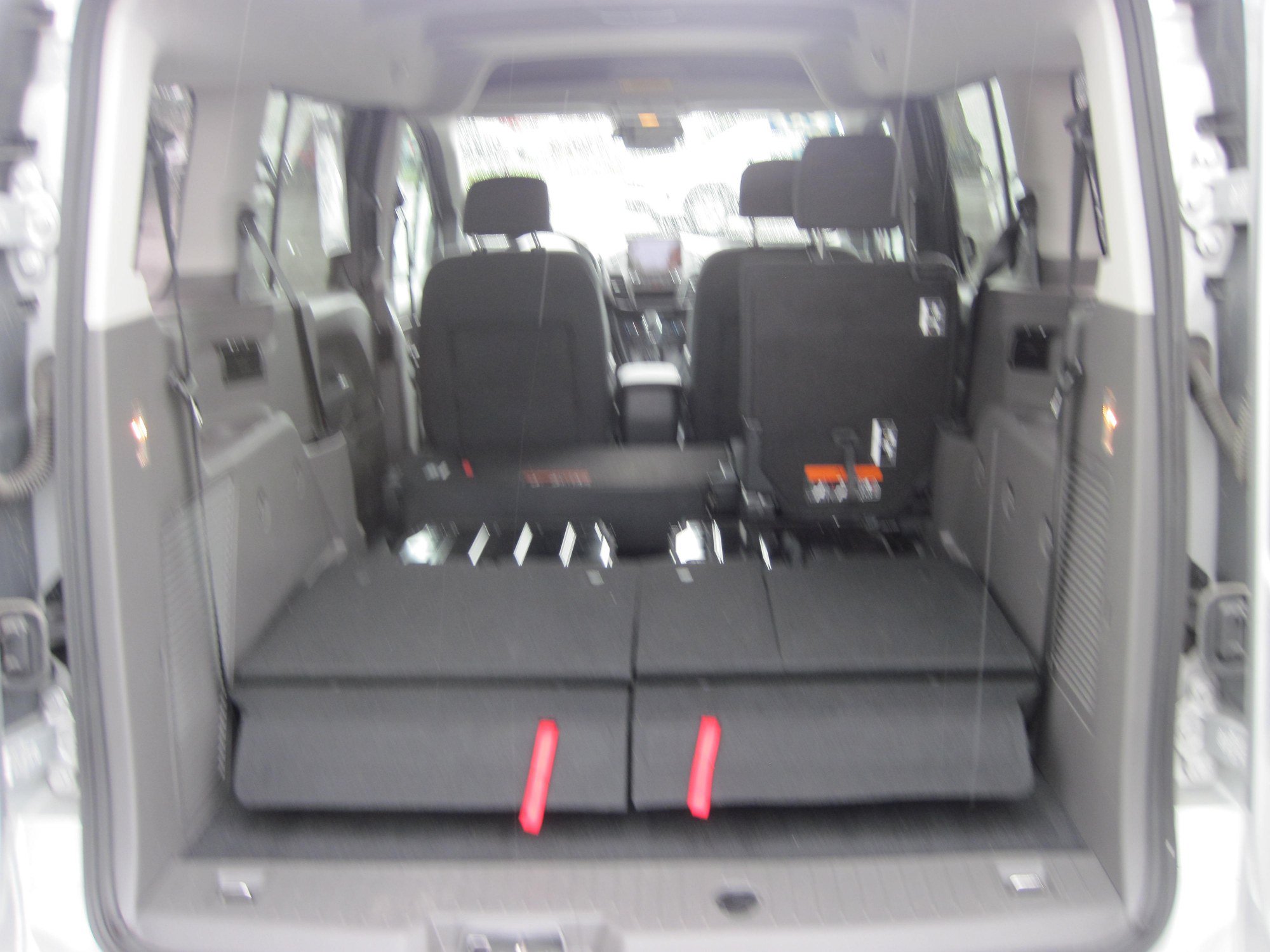Used 2023 Ford Transit Connect XLT FWD image 7
