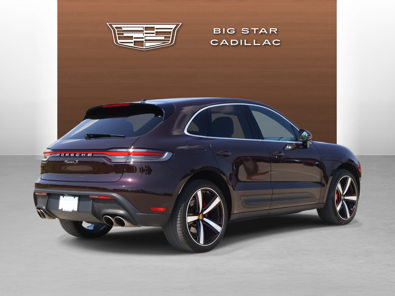 Used 2023 Porsche Macan S AWD/4WD image 5