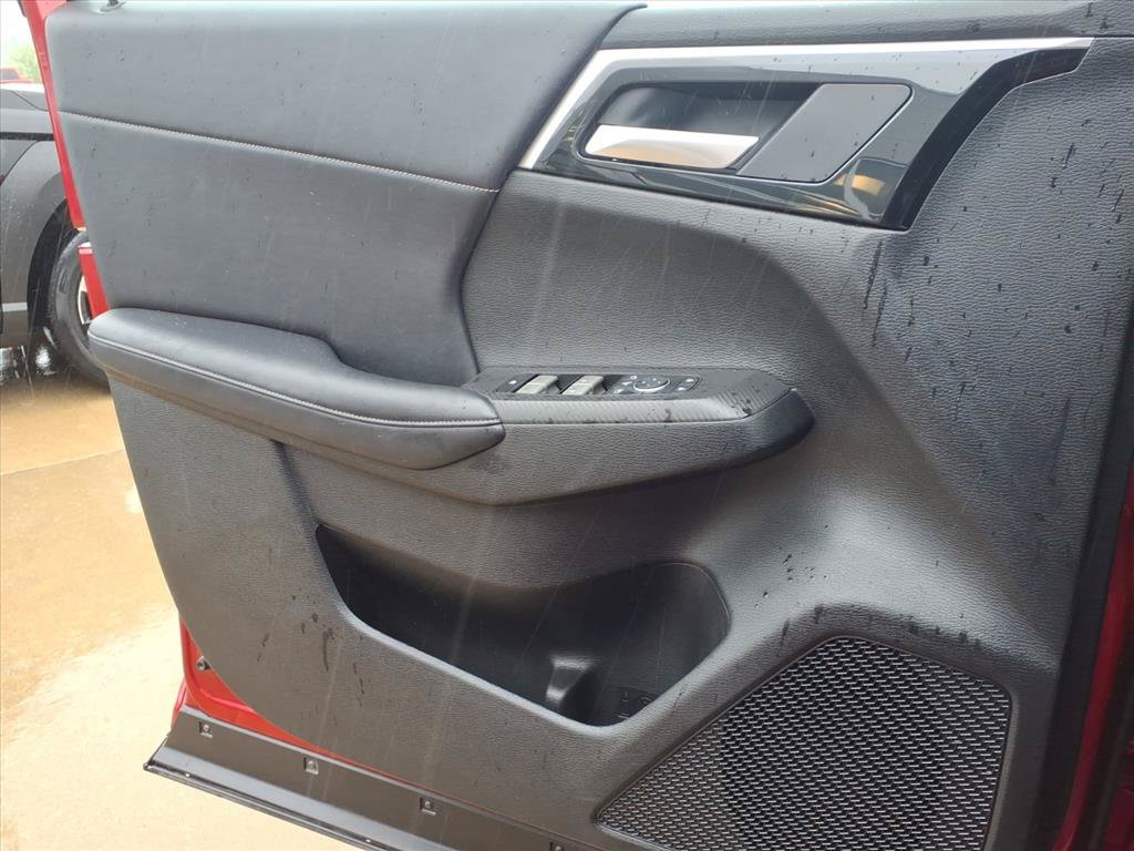 Used 2024 Mitsubishi Outlander AWD image 23