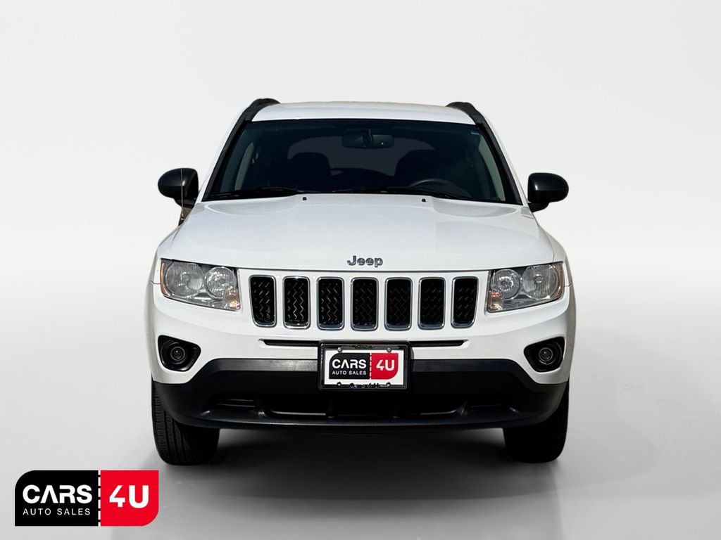 Used 2012 Jeep Compass Latitude FWD image 2
