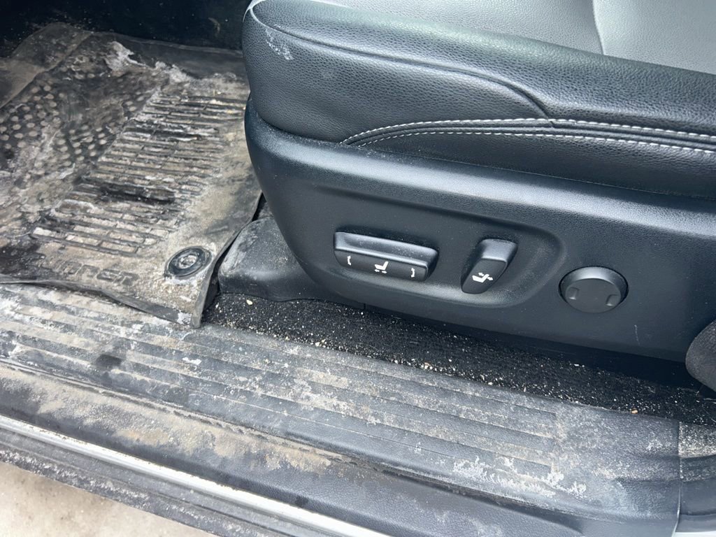 Used 2023 Toyota 4Runner SR5 Premium w/ Moonroof Package image 8