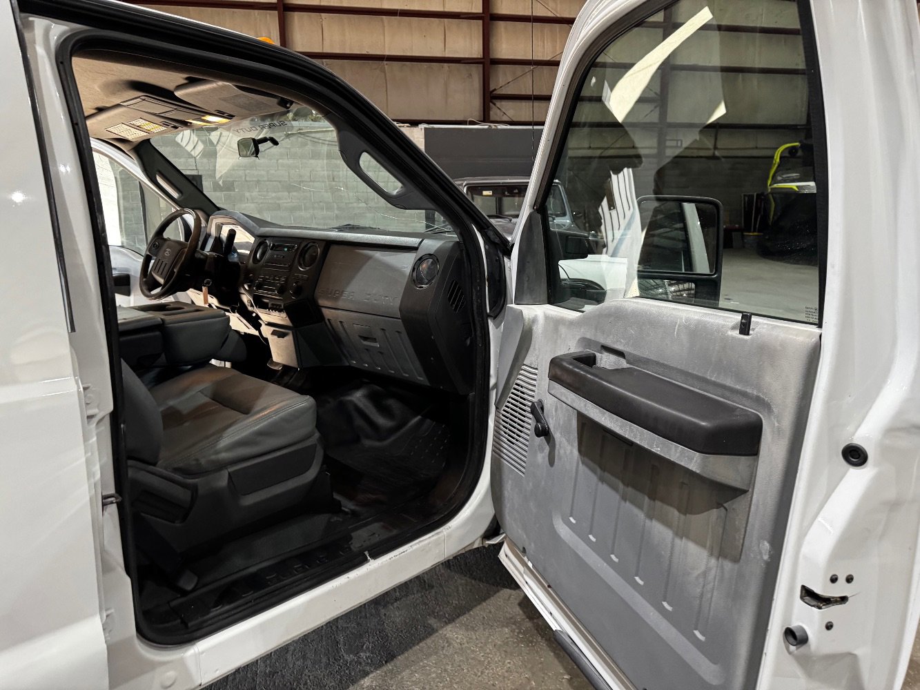 Used 2016 Ford F350 XL image 24