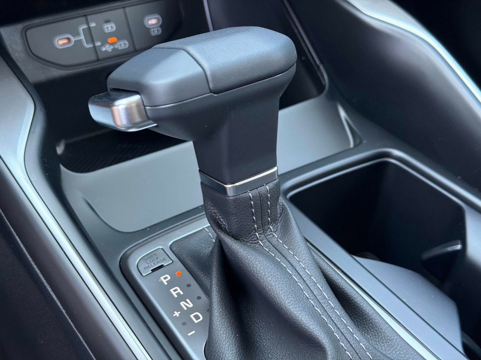 New 2026 Kia Sorento LX FWD image 23