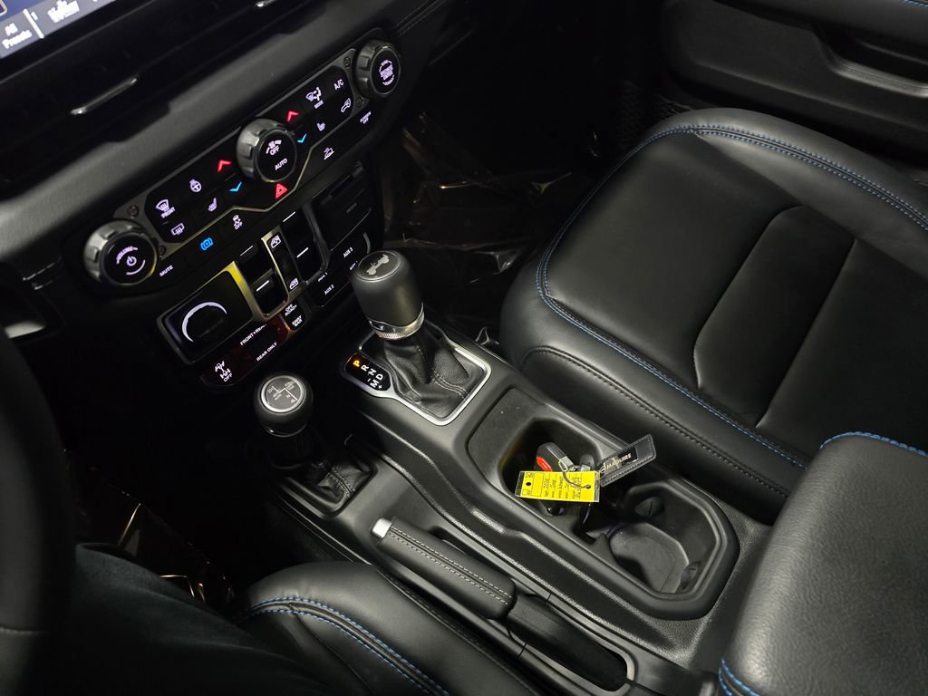 Used 2024 Jeep Wrangler Unlimited Rubicon 4xe w/ Convenience Group image 31