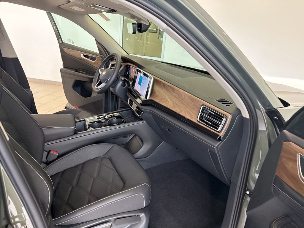 New 2026 Volkswagen Atlas SE image 13