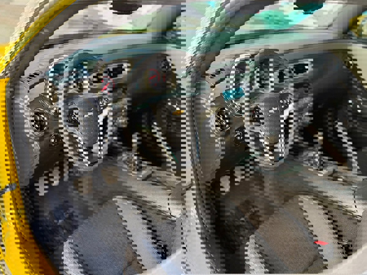 Used 2012 Chevrolet Camaro LS RWD image 12