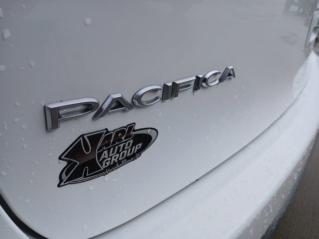 Used 2025 Chrysler Pacifica Pinnacle image 37