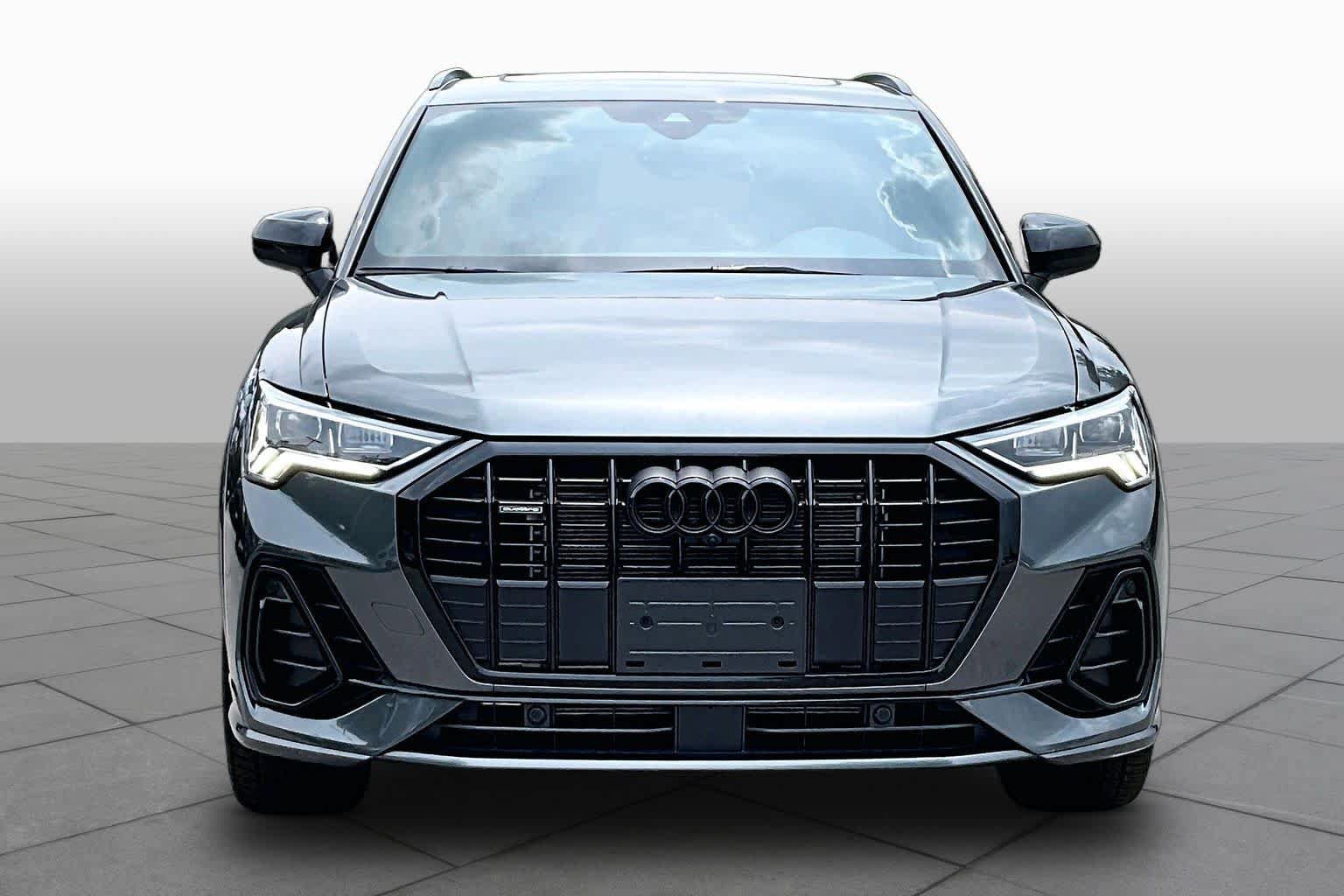 Used 2025 Audi Q3 2.0T Premium Plus AWD/4WD image 3