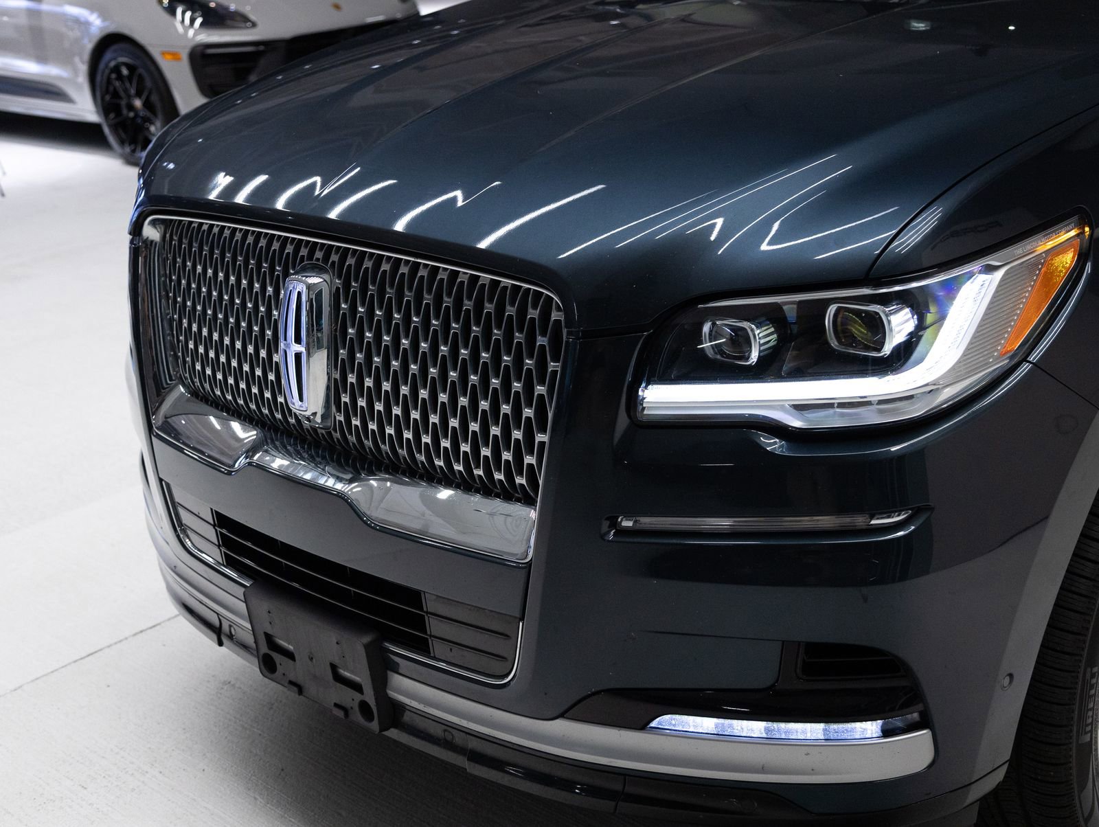 Used 2022 Lincoln Navigator L Reserve AWD/4WD image 13