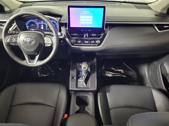 Used 2026 Toyota Corolla Cross XLE w/ Convenience Package AWD/4WD image 16