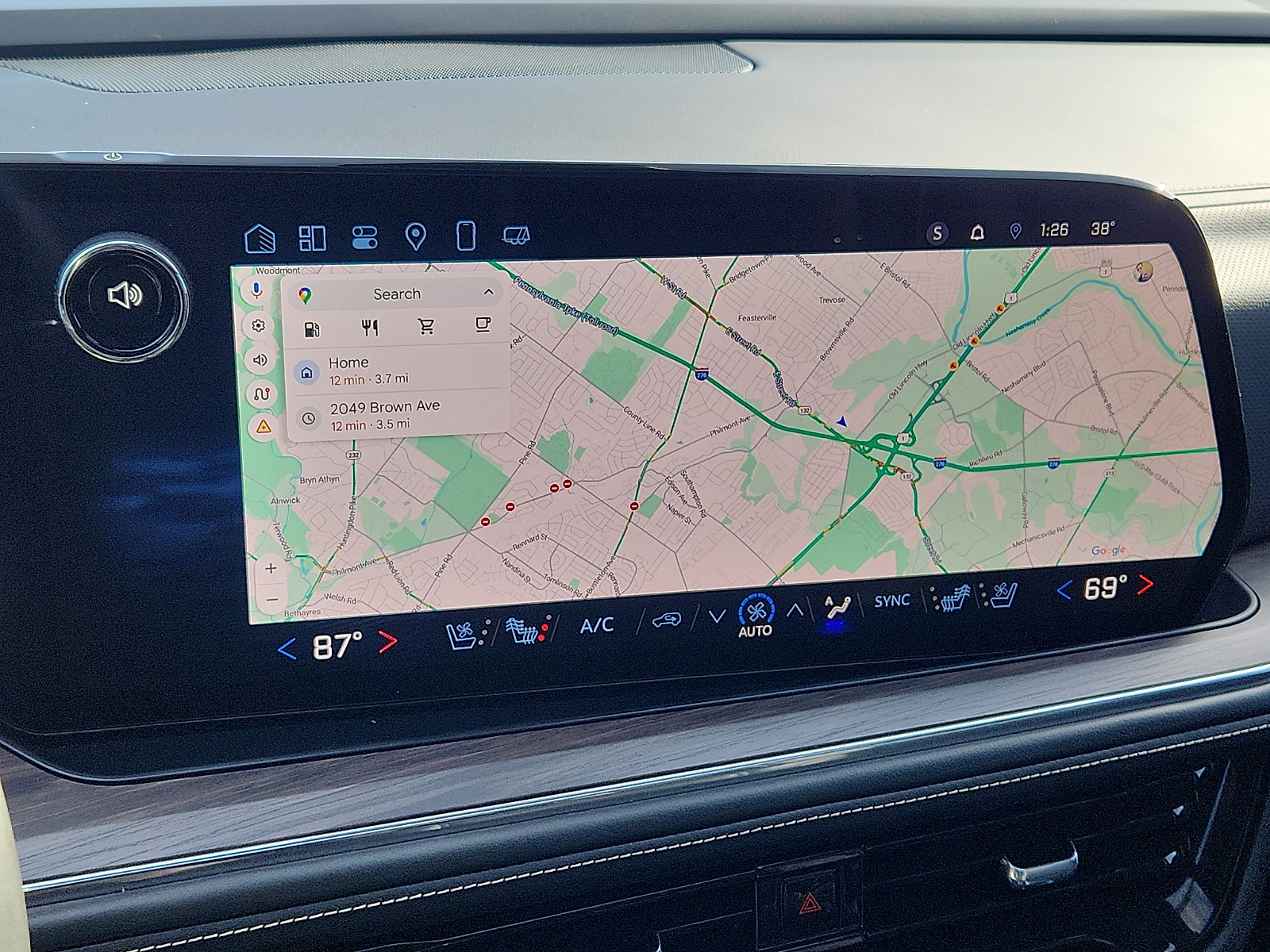 Used 2025 Chevrolet Suburban Premier image 20