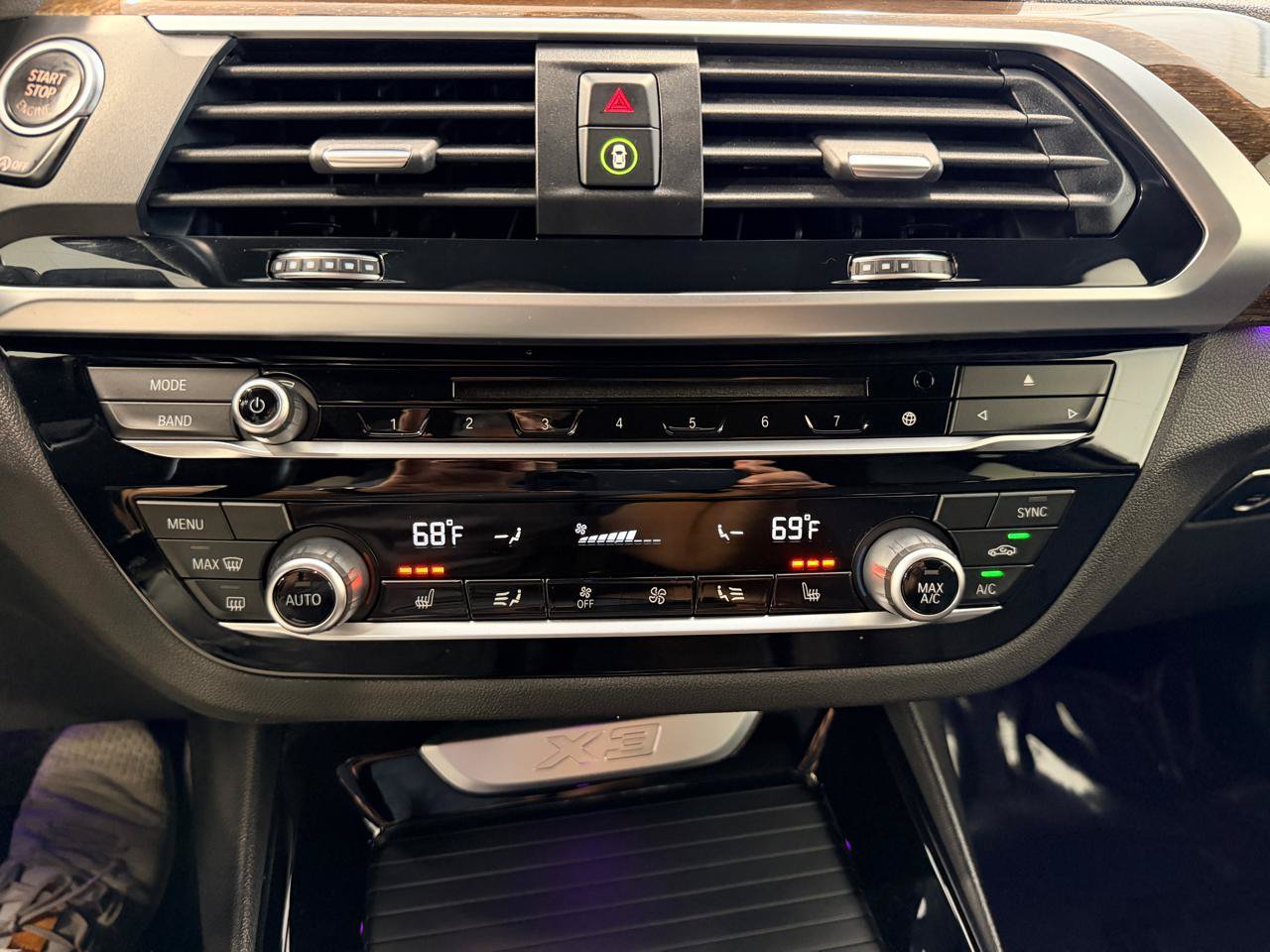 Used 2018 BMW X3 xDrive30i AWD/4WD image 45