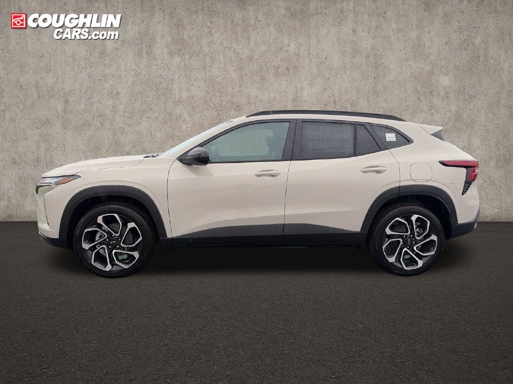 New 2026 Chevrolet Trax RS w/ Sunroof Package FWD image 4