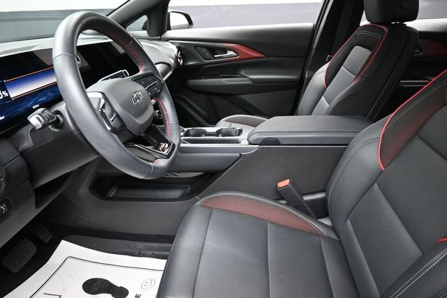 Used 2024 Chevrolet Equinox EV RS FWD image 16