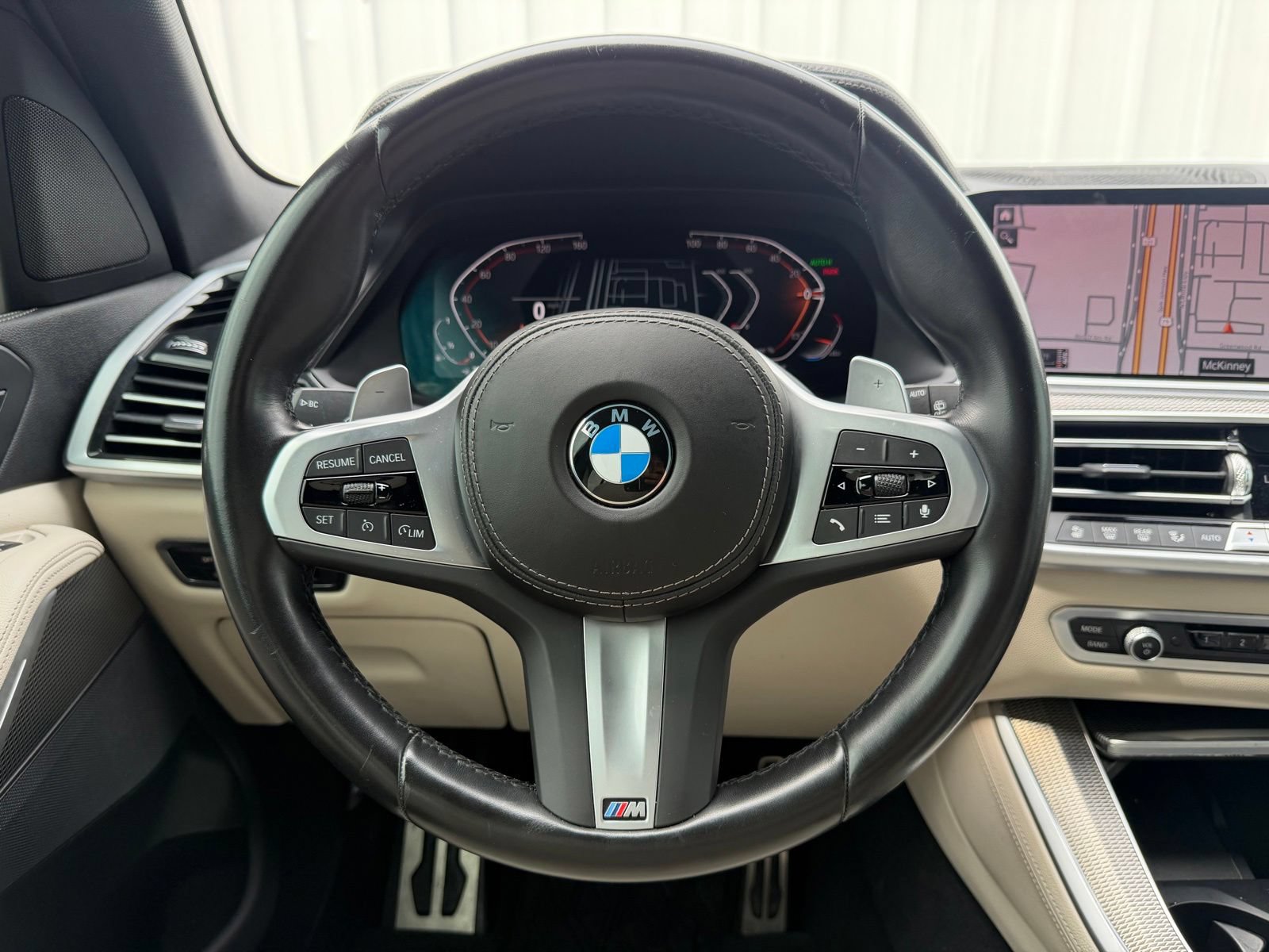 Used 2022 BMW X5 xDrive40i w/ M Sport Package AWD/4WD image 13