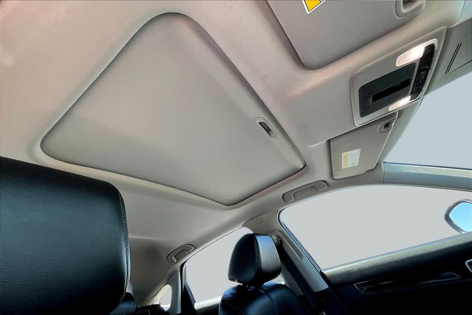 Used 2024 Honda Civic EX-L image 13
