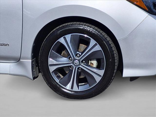 Used 2018 Nissan Leaf SV FWD image 23