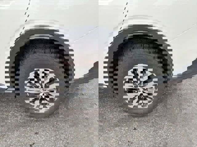 Used 2021 Subaru Outback Premium image 26