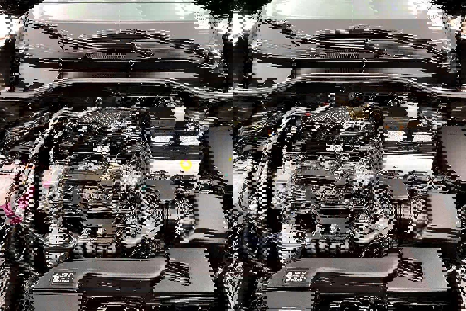 Used 2025 Toyota Corolla Cross L image 30